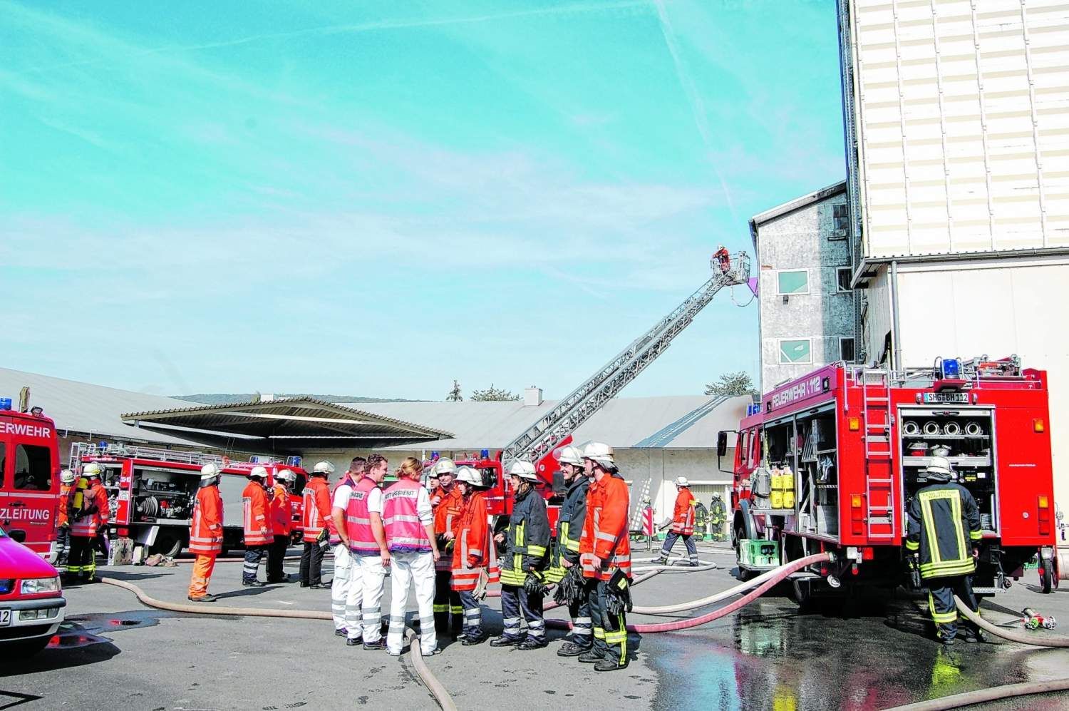 Schaumburger Wochenblatt Feuerwehr Bekommt Neue Drehleiter Kein