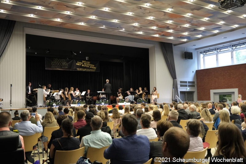 So eine volle Aula habe es seit Dezember 2019 nicht mehr gegeben.