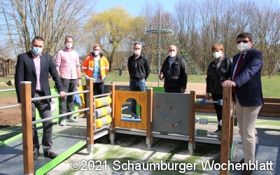 Inklusionsspielgeräte schon am ersten Tag rege genutzt