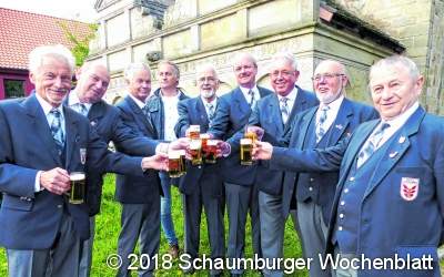 Schauer stören die Gesangsdarbietungen
