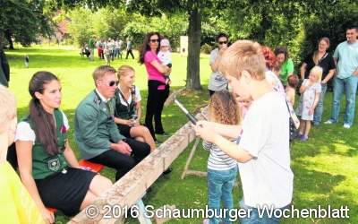 Auch in den Ferien ist die Wiese am Försterteich voll