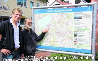 Radwegenetz auf zwei großen Tafeln