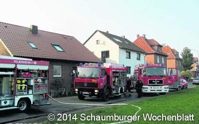 Einsatzkräfte retten Bewohner