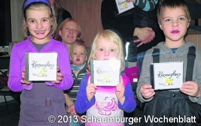 Mütter und Kinder auf einer CD