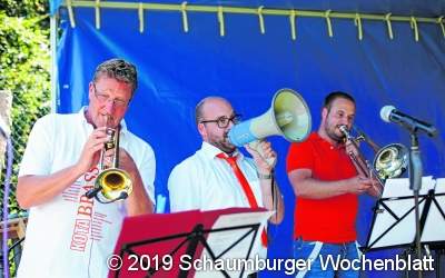 Jazzen mit Megafon und Ventilator