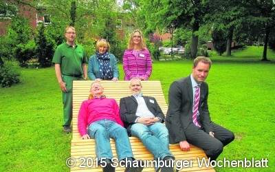 Entspannungsliege für den Krankenhauspark