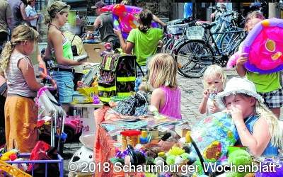 Flohmarkt und Orgelführung