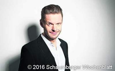 Entscheidungshilfe von der Bühne herab