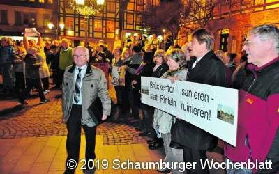 Rat lehnt Einwohnerbefragung zum jetzigen Zeitpunkt ab