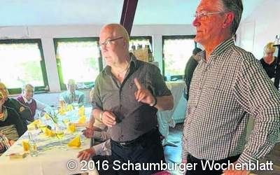 Besucher aus La Fleche mit Schifffahrt und auf Freundschaftsabenden erfreut