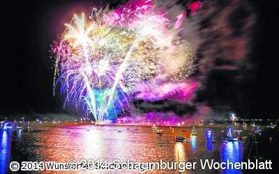 Superfeuerwerk vor 25.000 Besuchern