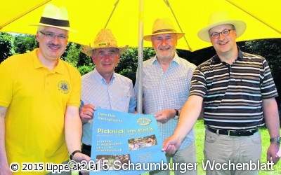 Gemeinsam Frühstücken im Park