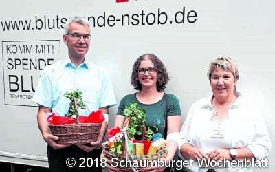 Sigrid Schmelz und Cord-Henrik Licht als Jubilarspender