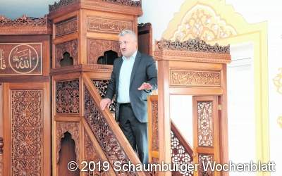 Gäste lernen
Moschee kennen