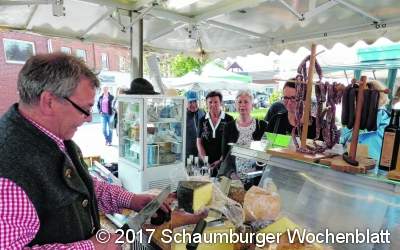 Klönen zwischen Käse und Kartoffeln