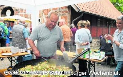 Geselligkeit und ein kühles Bier genießen