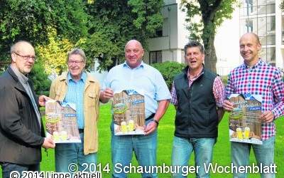 O`zapft is – auf der Wies`n vor der Kirche