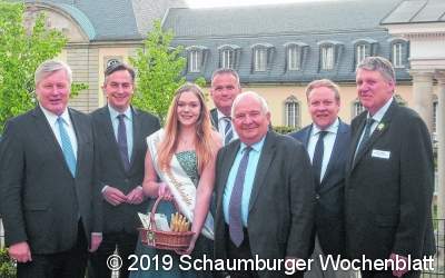 250 Gäste lassen es sich schmecken