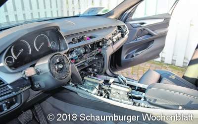 Zwei BMW aufgebrochen