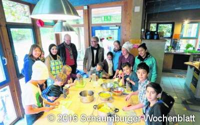 Gemeinsam spielen und lachen bei der Ferienwoche