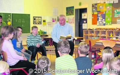 Geschichten hören beim  bundesweiten Vorlesetag