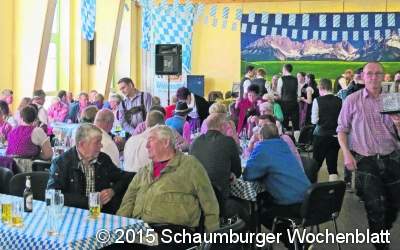 Rischenau feierte in Weiß-Blau