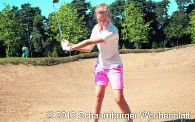 Luisa liebt und lebt den Golfsport