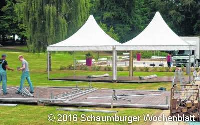 Sagenhafter Aufbau in vollem Gange