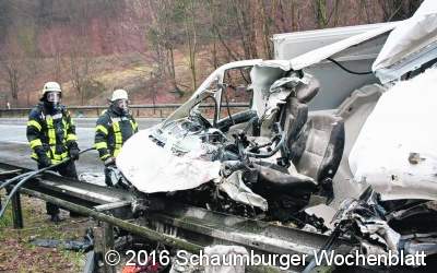 Fahrer kann nur noch tot geborgen werden