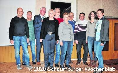 Gut aufgestellt ins nächste Jahrzehnt – treue Mitglieder, kleine Vorstandsrotation Lombeck sieht den MTV vor allem im Erwachsenenbereich in direkter Konkurrenz zu den Fitnesstudios und lobt den sehr guten persönlichen Kontakt des kleinen Vereins zu seinen