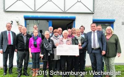 Chöre ersingen 2300 Euro für die Tafel