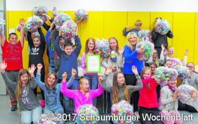 Tausende Plastikdeckel gegen Kinderlähmung