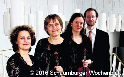 Konzert: Rund um den Flügel