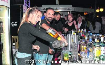 Vier Live-Bands heizen dem Publikum ein