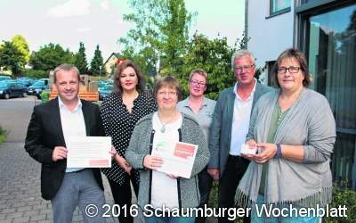 Ehrenamtliche Flüchtlingshelfer  bekommen ab sofort Ausweise