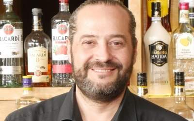 Gastwirt Ioannis Goudoulakis, ESPALO