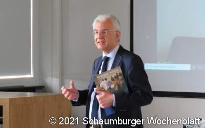 Wirtschaft gibt ihr Wissen weiter