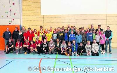 Feuerwehren im Sportturnier