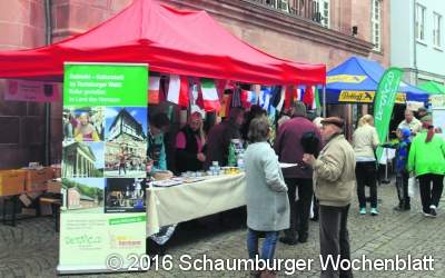 Detmold bietet Deftiges in Zeitz