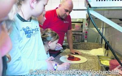 Pizzabäcker lädt junge Köche ein