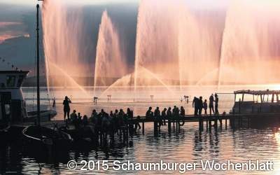 Farbenspiel der Sonne stimmt auf Feuerwerk ein
