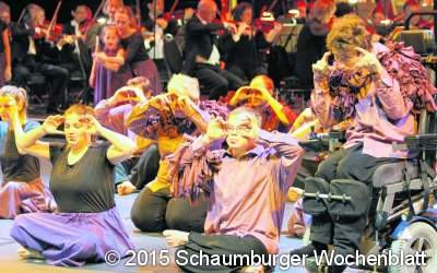 Teilnehmer für ein Tanztheater gesucht