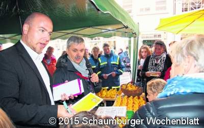 Alle sind sehr zufrieden mit dem Entenrennen