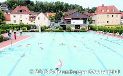 Abseilübungen, Rettungsvorführungen und Spielstraße