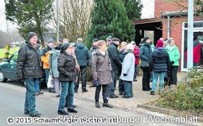Siedler wandern in der Umgebung