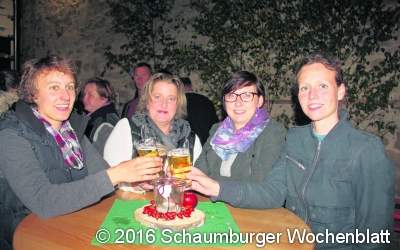 Tanz und Theater mit Tratsch