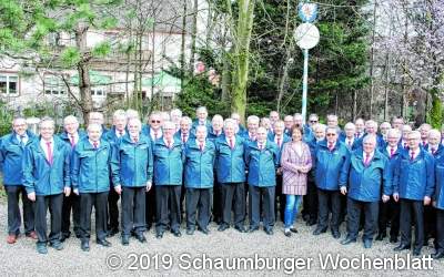Freude am Singen M   änner jeden Alters, die in einer harmonischen Gemeinschaft von ca. 60 Sangesfreunden einmal in der Woche den Alltag vergessen wollen, sind heute angesprochen.