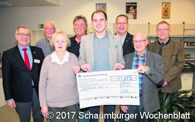 Mit Matjes im Bauch für die Tafel spenden