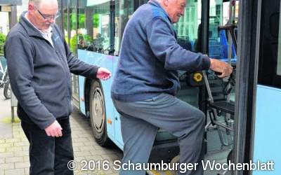 Sicher unterwegs mit Gehhilfen