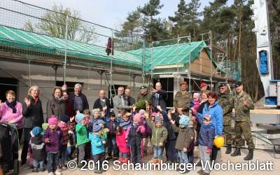 Nach drei Monaten
steht der Rohbau